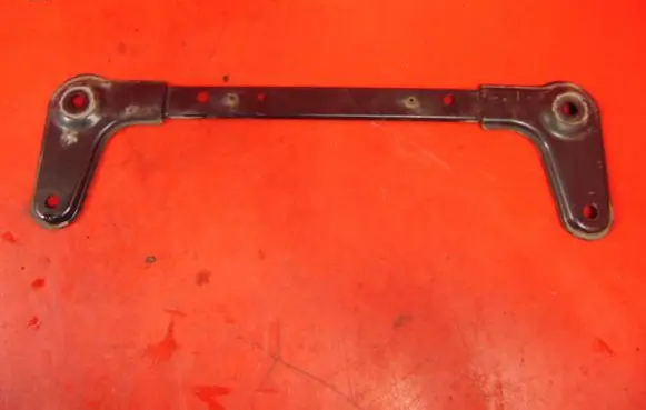 Renault Clio IV Bottom radiator support slam panel 