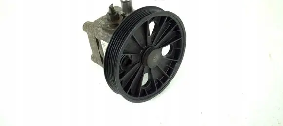 Volvo S80 Power steering pump 8683377