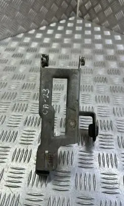 Mercedes-Benz C W205 Other engine bay part 18947800