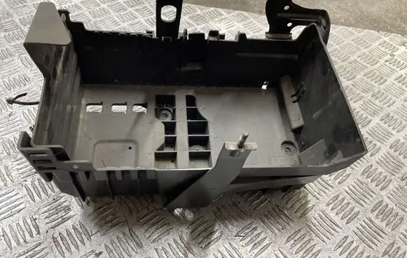 Opel Astra J Battery box tray 13308434 13354420