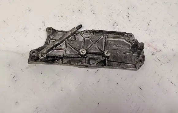 Mercedes-Benz E W213 other engine part A6540103903