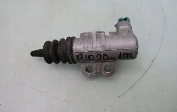 KIA Rio Clutch slave cylinder 