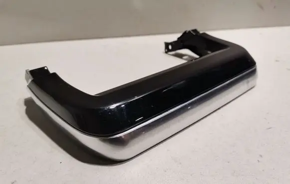 Land Rover Evoque II Other center console (tunnel) element K8D2044E04A