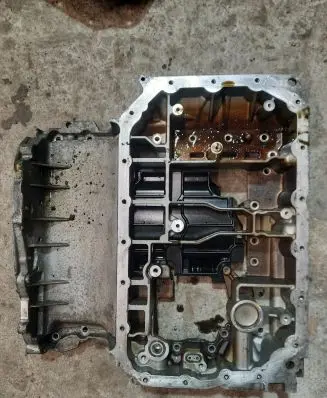 Audi A5 8T 8F Oil sump 06E103603 06E103603P