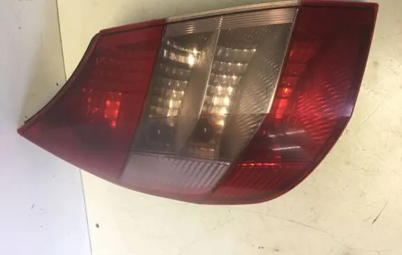 Renault Scenic II - Grand scenic II Rear/tail lights 8200127704