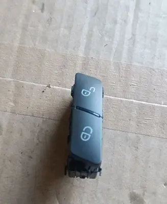 Central locking switch button