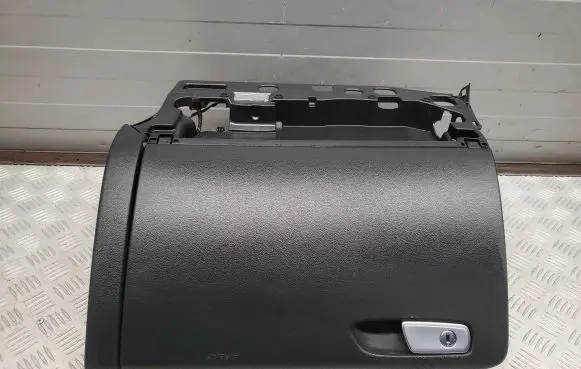 Audi S5 Glove box set 8F1880302