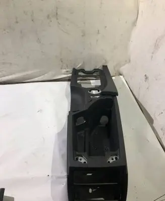 BMW 5 E60 E61 Center console