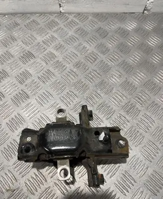 Seat Ibiza IV (6J,6P) Engine mount bracket 6Q0199555