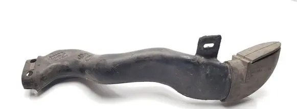 Volvo V70 Air intake duct part 9484654 9484655