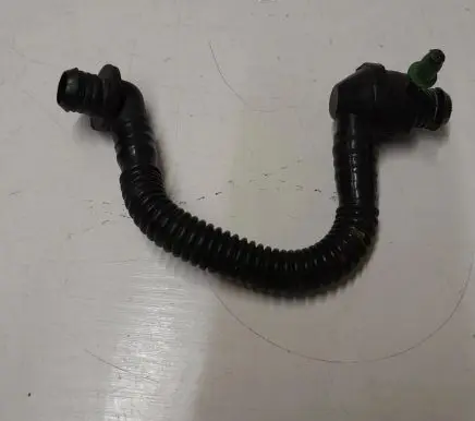 Audi A4 S4 B6 8E 8H Vacuum line/pipe/hose 8E0611933