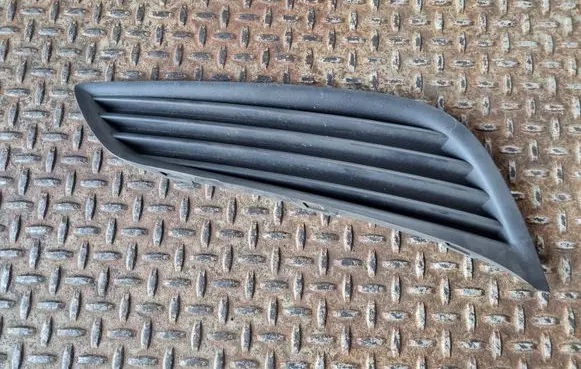Opel Astra K Front bumper lower grill 13448412