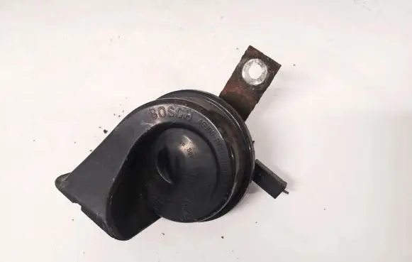 Nissan Almera Tino Horn signal e9011157