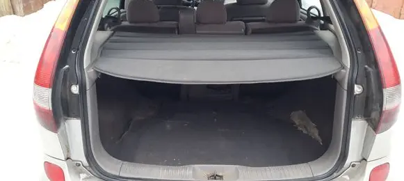 Nissan Almera Tino Parcel shelf 