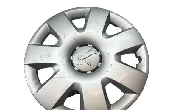 Mitsubishi Lancer X R17 wheel hub/cap/trim A040A