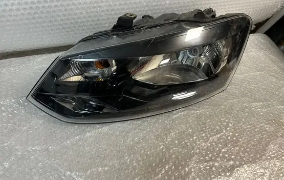 Volkswagen Polo V 6R Headlight/headlamp 6r1941015e