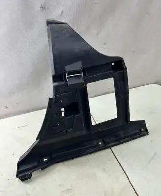 Volvo XC70 Rear bumper mounting bracket 8648150