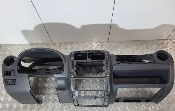 Suzuki Jimny Dashboard 
