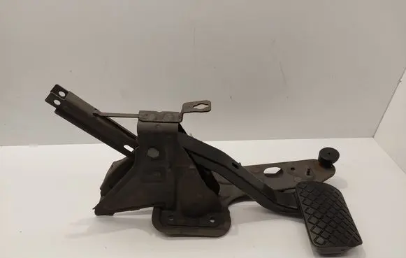 Volkswagen Transporter - Caravelle T5 Accelerator throttle pedal bracket 7E1723057B