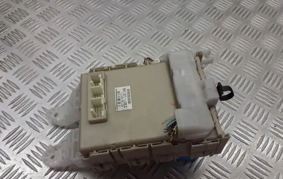 Toyota Auris 150 Fuse box set