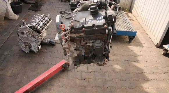 Volkswagen Transporter - Caravelle T5 Engine 5678