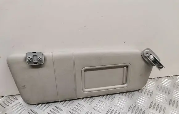 Audi A4 S4 B7 8E 8H Sun visor 8E0857552