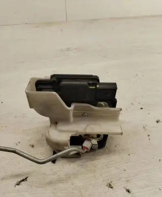 KIA Picanto Rear door lock