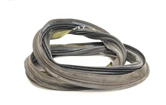 Audi A4 S4 B8 8K Trunk rubber seal (body) 