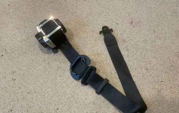 BMW X5 F15 Front seatbelt 7343630