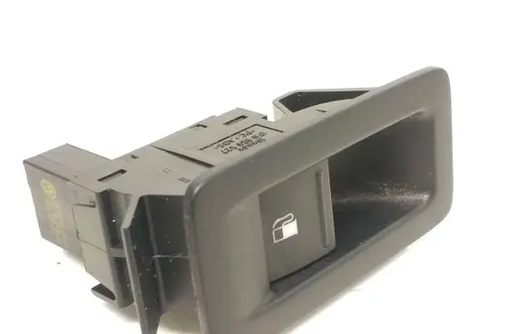 Volkswagen Touran I Fuel tank opening switch 1T0959833A