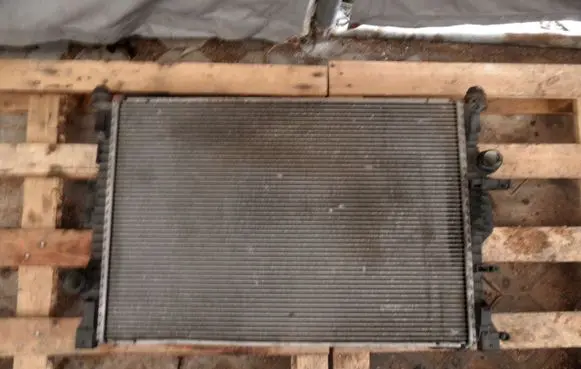 Ford Mondeo MK IV Coolant radiator VP7EKH