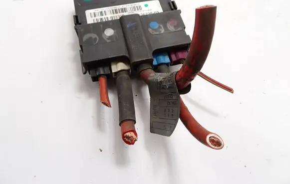 Mini Cooper Countryman R60 Positive wiring loom 9136726 70123210