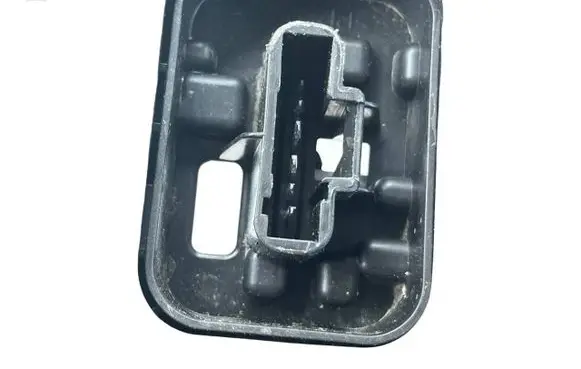 Peugeot Rifter Tail light bulb cover holder P215W
