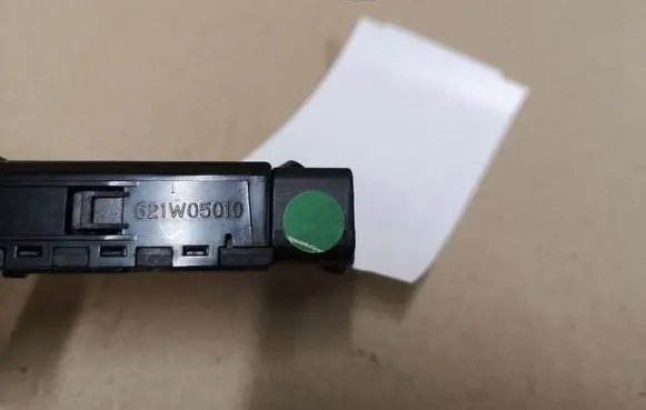 KIA Sorento Windscreen/window heater switch 621W05010 202002962