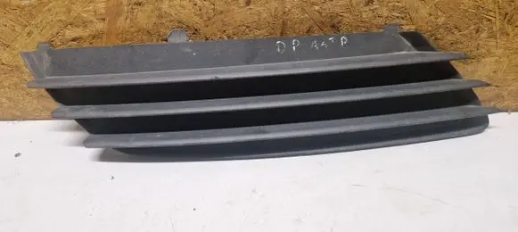 Opel Astra H Front bumper lower grill 13117251