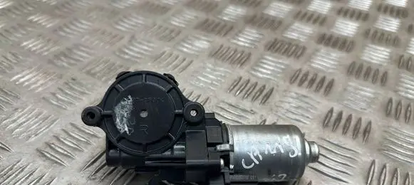 Toyota RAV 4 (XA40) Seat adjustment motor 43944010230 1620007380