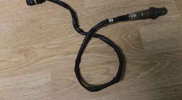Mercedes-Benz C W203 Lambda probe sensor 0025400617