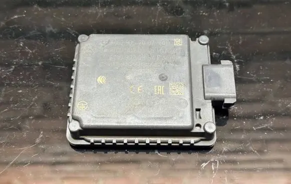 Mercedes-Benz E W213 Distronic sensor radar A0009052007 A0009010305 A0009020934