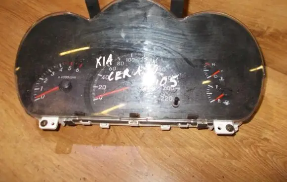 Speedometer (instrument cluster)
