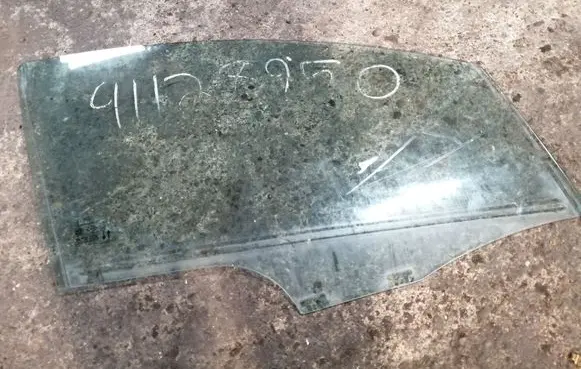 Ford Ecosport Front door window glass four-door