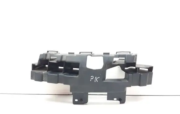 Ford C-MAX I Front bumper mounting bracket 3M5117E857AF