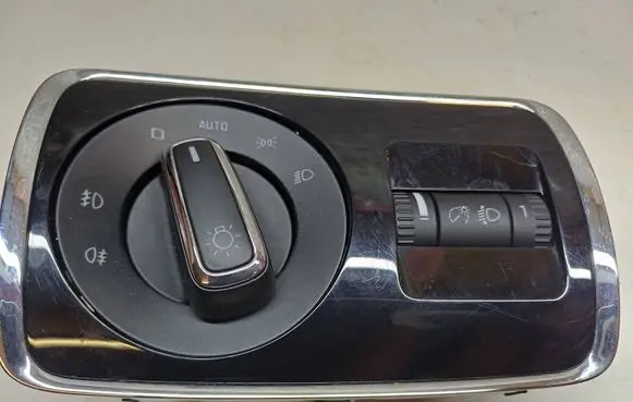 Skoda Superb B6 (3T) Light switch 3T0941431B BK704064605 3T0941333