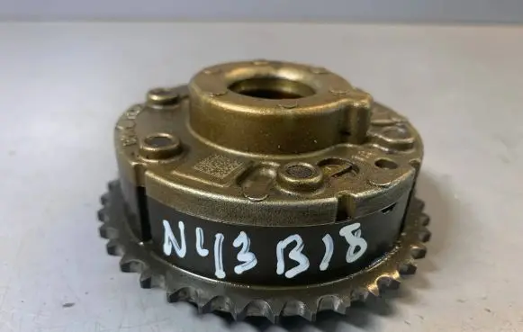 Camshaft pulley/ VANOS