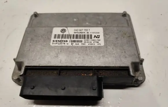 Volkswagen Touareg I Gearbox control unit/module 0AD927755T 5WP22076 H16S2091
