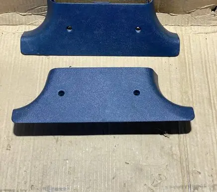 Mercedes-Benz 190 W201 (B) pillar trim (bottom) 2016920222 2016920122