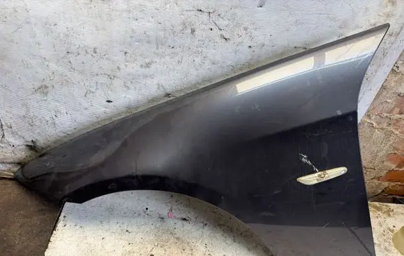 BMW 3 E90 E91 Fender