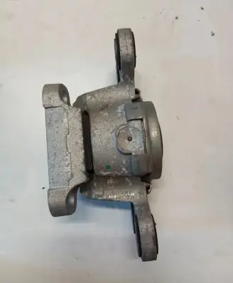 Volvo V60 Engine mount bracket 31316876