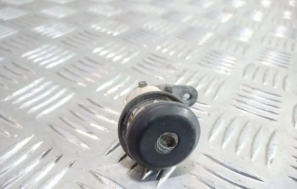 Ford Fiesta Coupe door lock (next to the handle) 