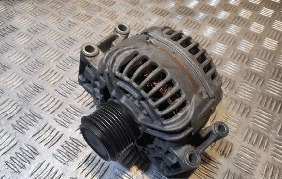 Mercedes-Benz CLA C117 X117 W117 Generator/alternator