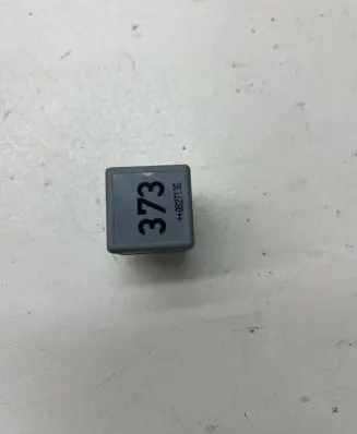 Volkswagen Golf Plus Other relay 8D0951253A